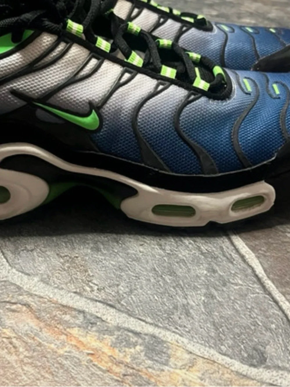 Nike sporty sneakers